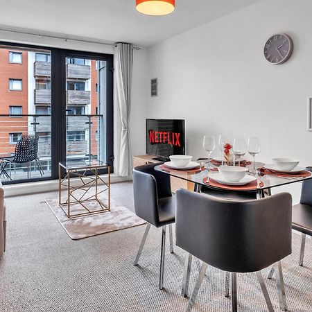 Central Suite Near Mailbox, King Bed, Ping Pong, Netflix, Sleeps 4 เบอร์มิงแฮม ภายนอก รูปภาพ