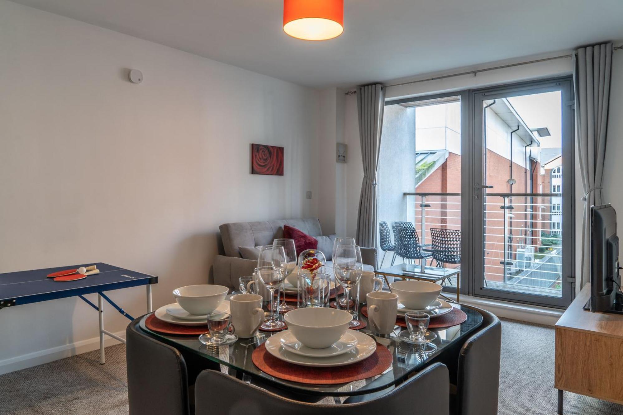 Central Suite Near Mailbox, King Bed, Ping Pong, Netflix, Sleeps 4 เบอร์มิงแฮม ภายนอก รูปภาพ